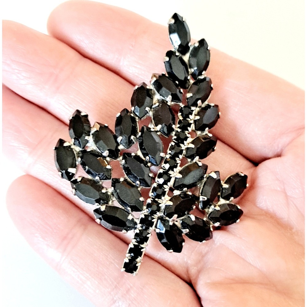 Vintage Black Rhinestone Brooch Leaf Design Silver Tone Marquise Pin Mid Century